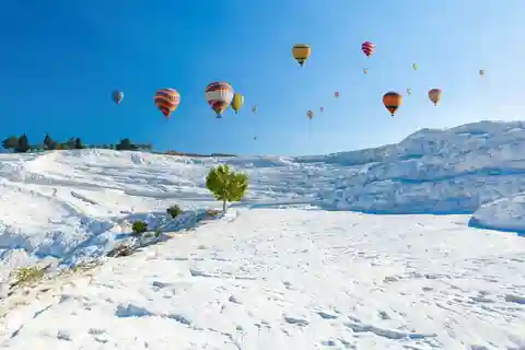 Antalya: Pamukkale Tour Inkluderar varmluftsballong och frukost