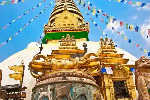 Dagli stupa ai santuari: Un'odissea spirituale a Kathmandu