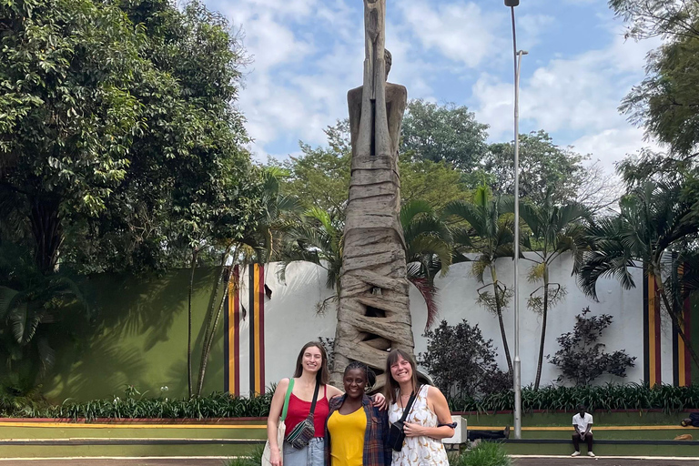 Kampala: Female-Guided Walking Tour