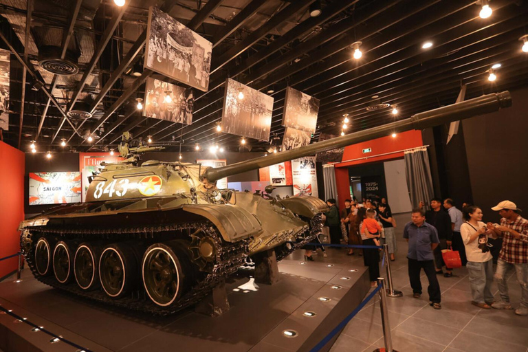 Hanoi: Military History Museum, Hoa Lo Prison & Gardens Tour Small Group: All-In-One Tour: Highlights & Train Street