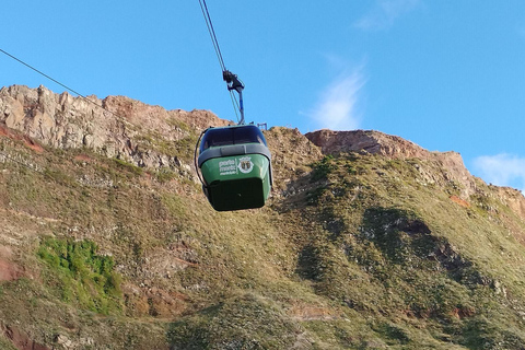 Madeira: Private Tour with Ruinas São Jorge and Cable Car