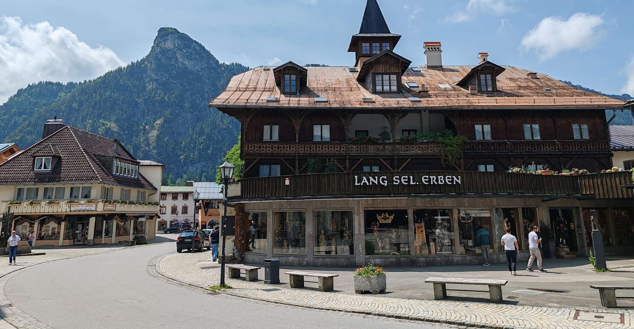 Neuschwanstein Bus Tour with Oberammergau or Alpine Coaster photo 7