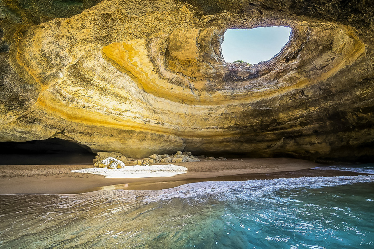 Portimão: Benagil Caves Speed Boat Tour with Sunset Option Private Tour in French