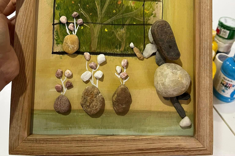 Unique experience: Pebble Stone Art Workshop by ChigiArt