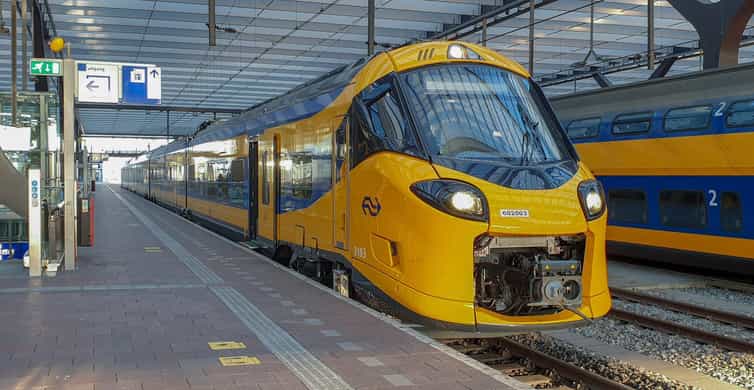 Amsterdam: Train transfer From/To Zaandijk Zaanse Schans