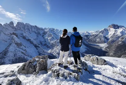 Cortina: Winterwanderung und Rodelspaß in den Dolomiten