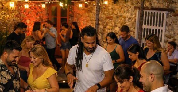 Salsa and Champeta Class with Panoramic View, Beers and Food