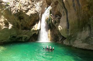 Granada: Río Verde Canyoning Tour mit Fotos & Videos