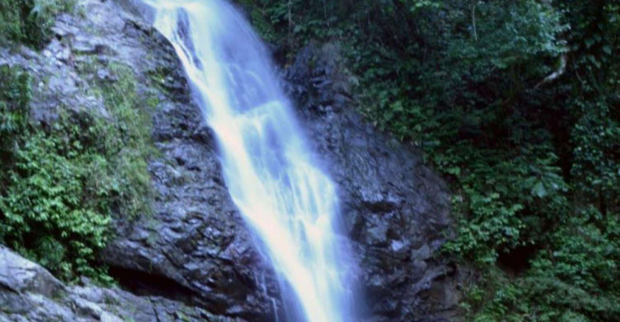 热带热带雨林瀑瀑和纳塔多拉海滩旅游 - Hizvo