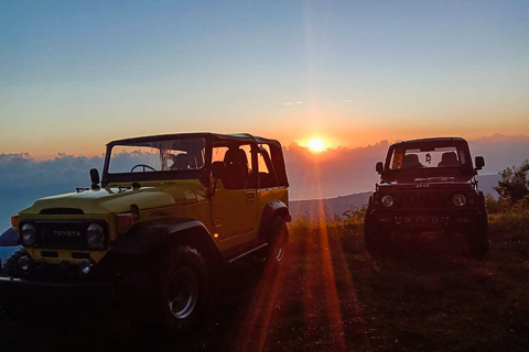 Mount Batur: Sunrise Jeep Tour &amp; Natural Hot SpringPrivat tur med transfer