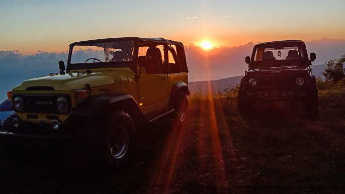 Mount Batur: Sunrise Jeep Tour & Natural Hot Spring