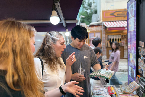 Seoul: Jongno 3-Ga and Ikseon-Dong Tour with Street Food