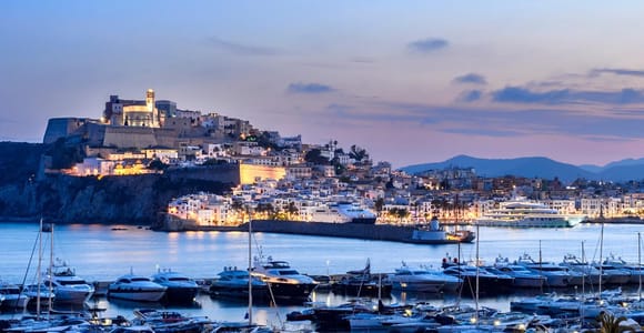 Ibiza: Private Sunset Tour to Es Vedra & Cala dHort