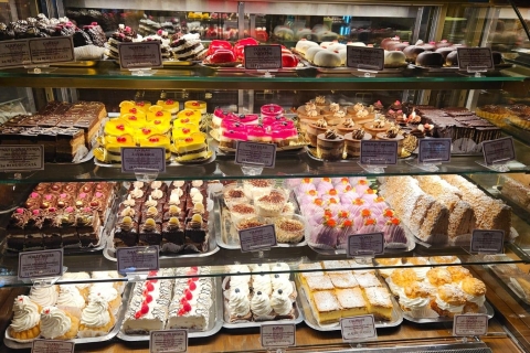 Bukareszt: piesza wycieczka po historii i deserach Sweet DelightsBukareszt: Historia słodkich przysmaków i piesza wycieczka po deserach