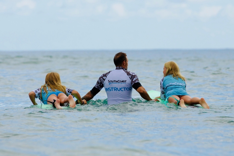 Szkoła surfingu SouthCoast: Przyjdź i poczuj fale razem z nami