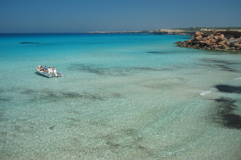 Formentera: Espalmador sightseeing tour, Caves and Hidden Coves with Snorkeling Formentera: Espalmador Tour, Grotte e Cale Nascoste with Snorkeling