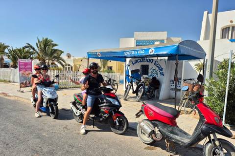 骑摩托车游览杰尔巴岛南部：橄榄树、陶器和日落