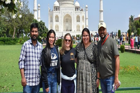 Prywatna wycieczka Taj Mahal Red Fort &amp; Flying dinning tour