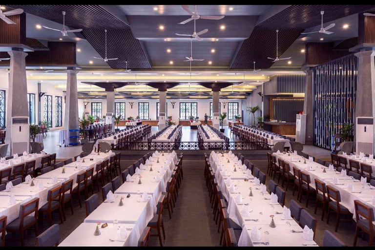 Siem Reap: Apsara Show Buffet Dinner & A/C Vehicle Transfer