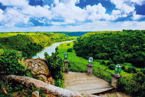 Altos de Chavón + Cueva de las Maravillas excursion from Bavaro/Punta Cana Altos de Chavón + Cueva de las Maravillas Excursion from Bavaro/Punta Cana