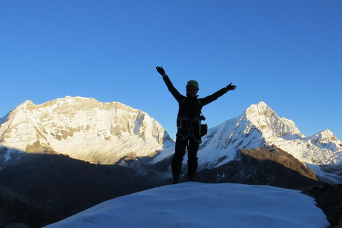 Da Huaraz: Scalare il Nevado Mateo nella Cordillera Blanca