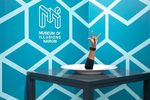 Nairobi: Museum of Illusions Guided Tour with transfers