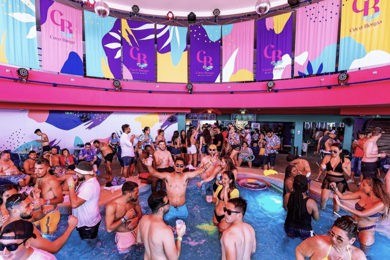 Cancun: Party Passport z wejściem do klubu VIP i promocjami na drinki