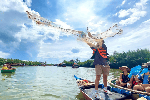 Coconut Jungle &amp; Basket Boat &amp; Hoi An City &amp; Release LanternTour particular, traslado de carro particular e guia de turismo particular