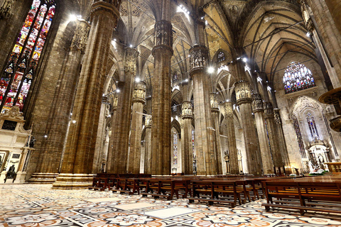 Milan: Guided Cathedral Tour with Rooftop Terraces Access