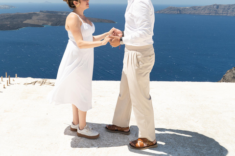 The Art of Santorini Light in Oia by Rey 1 HOUR FAMILY OIA