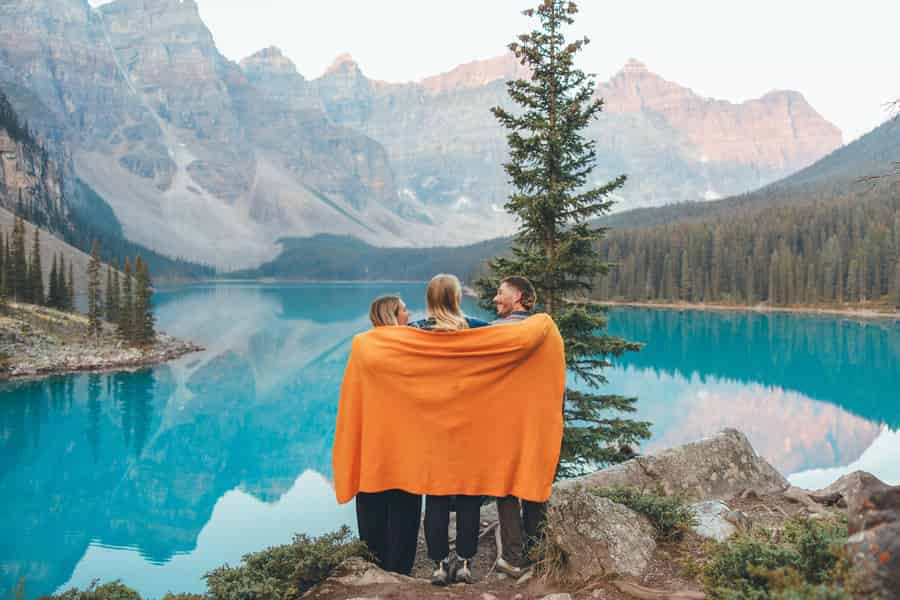 Banff/Canmore: Sonnenaufgang am Moraine Lake mit Option Lake Louise. Foto: GetYourGuide