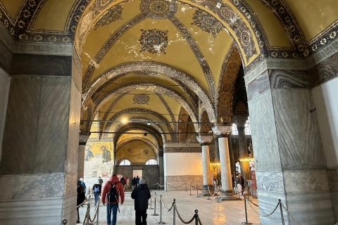 Istanbul: Hagia Sophia toegangsbewijs en audiogidsIstanbul: Hagia Sophia voorrangsticket en audiogids