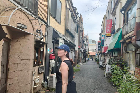 Tokyo: Yanaka and Nippori Food Tour with Local Guide