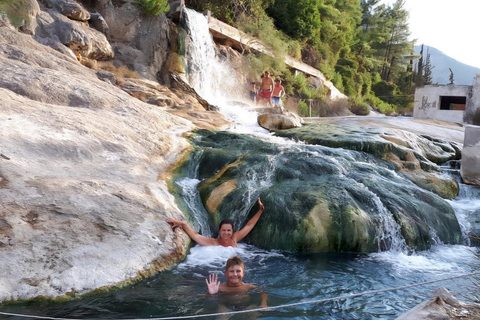 Excursão privada de meio dia ao campo de batalha das Termópilas a partir de Atenas