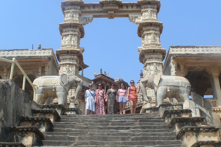 2-Day Jaipur Heritage Tour with Samode Palace & Village Private Jaipur & Samode Tour (Car + Guide + Samade Entry)