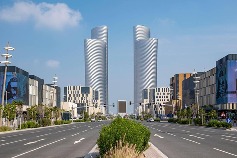 Qatar's Heart & Future: Doha and Lusail Guided City Tour