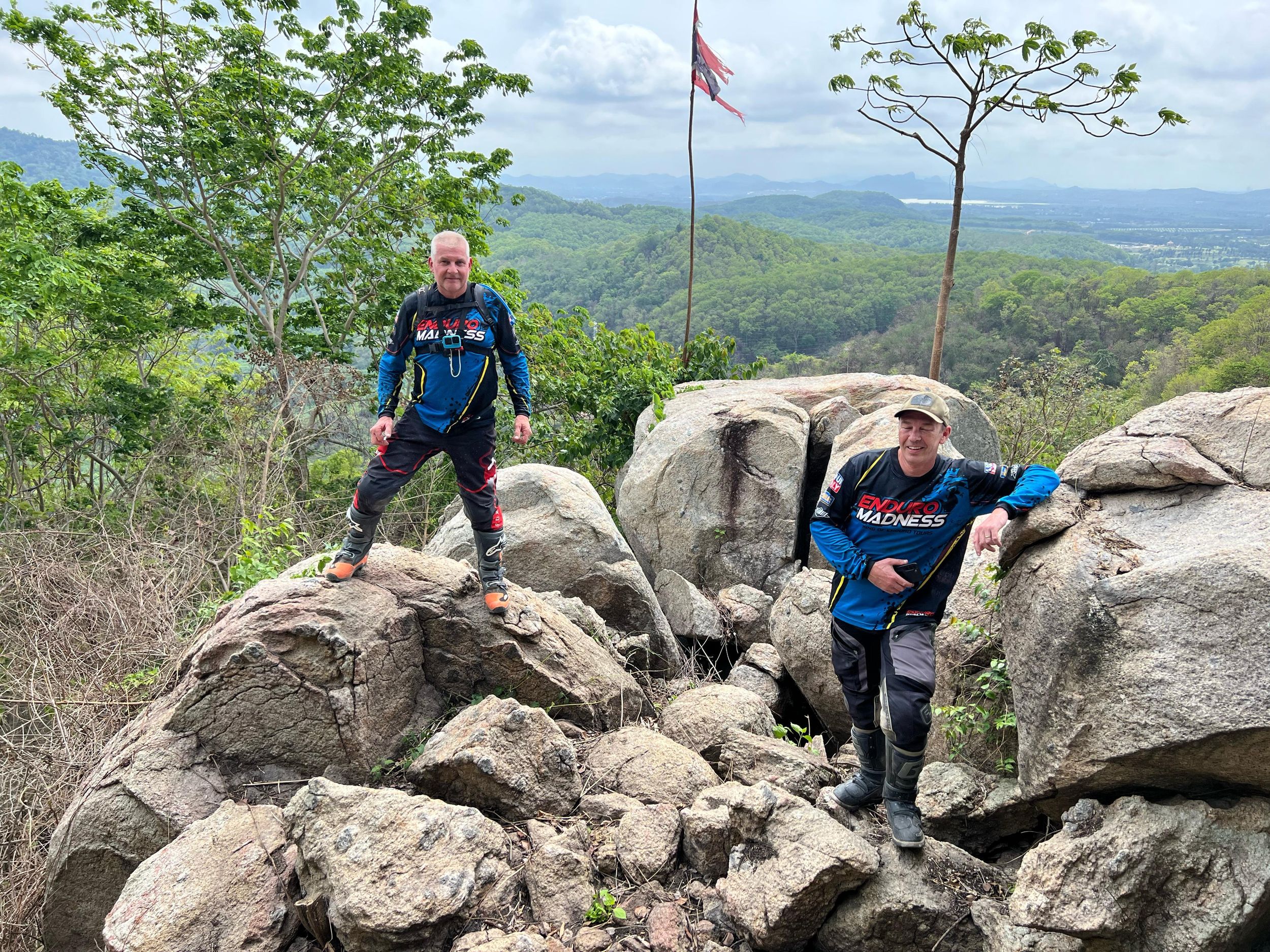 Pattaya: Ganztägige geführte Enduro Tour mit Mahlzeit