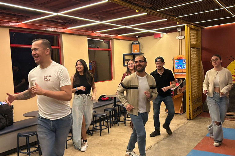 Tejo and Salsa Tour in Bogotá I knit the Embassy