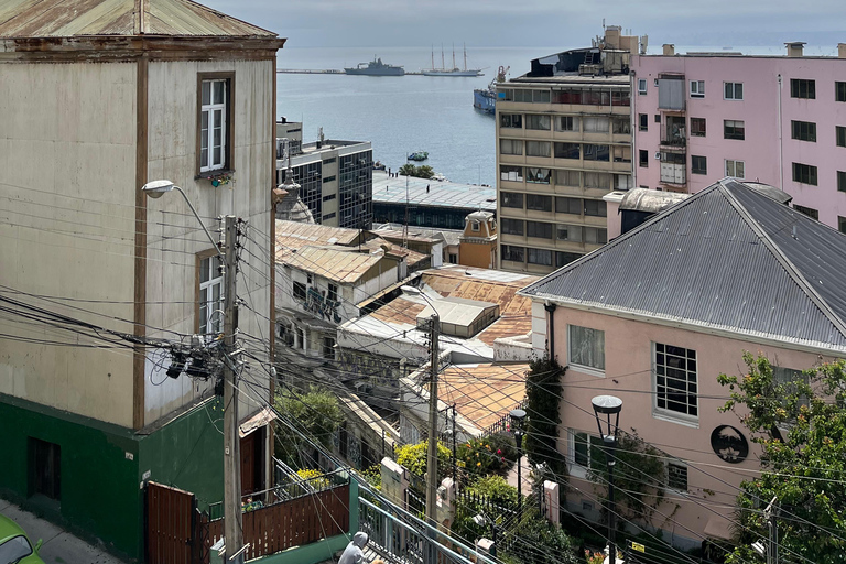 神奇的瓦尔帕莱索：色彩、港口和海岸风情