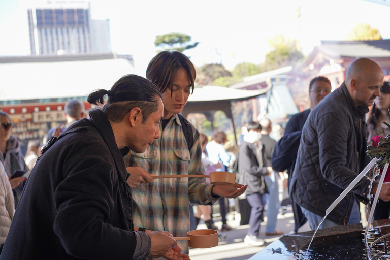 Asakusa: Cultural & Street Food Walking Tour