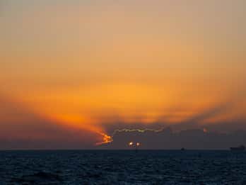 Malta: Sunset Group Tour with Pro Photographer