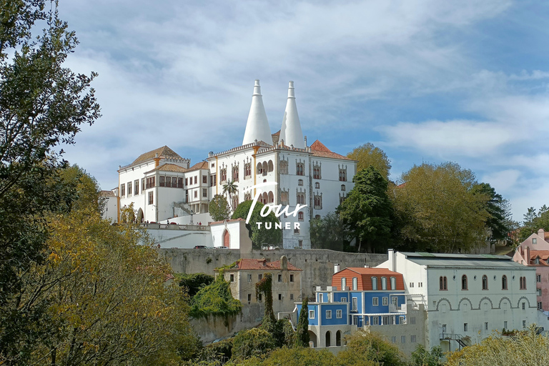 Lisbon: Sintra, Pena, Regaleira, Cabo da Roca & Cascais Private Tour – Personalized Comfort in an Exclusive Settings