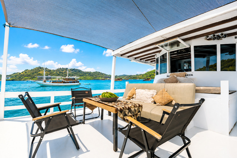 Labuan Bajo: 3-Day Komodo Sailing Ocean View Cabin All Fees Standard Boat | Sharing Room Ocean View | Tiket not Included