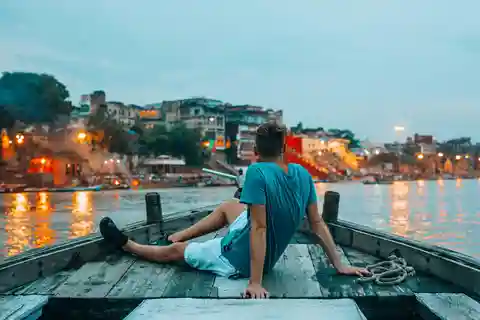 Varanasi: Sunrise & Sarnath City Tour com várias opções