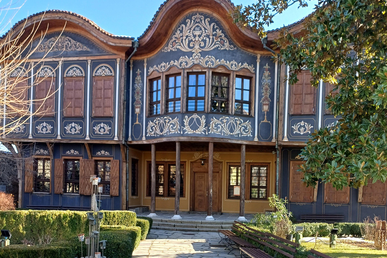 Plovdiv: Thracian Mysteries Festival 2-Day Tour + Kazanlak