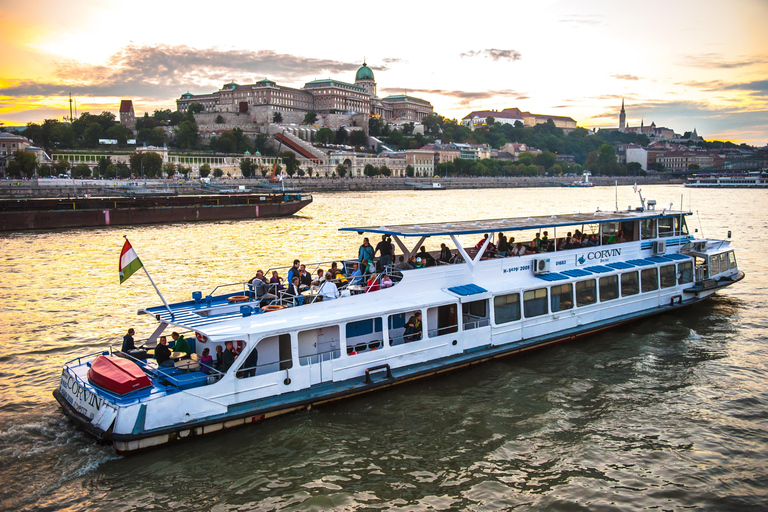 Budapest: Daytime Hop-on Hop-off Cruise with Welcome Drink Budapest: Daytime Hop - on Cruise
