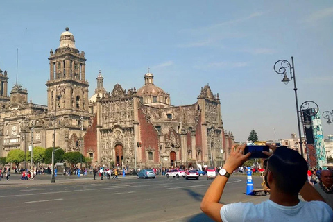 Mexico City: Gay Side of History I; Gay Plazas and Temples