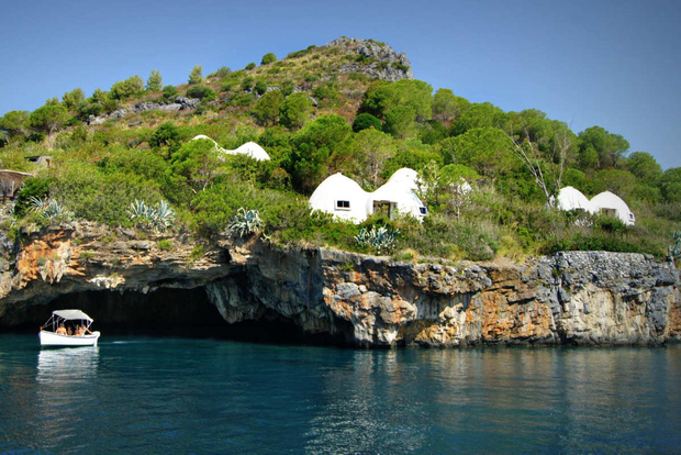 Eco-Boat Tour to Dino Island, Arcomagno and the Blue Cave