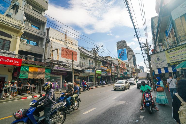 Bangkok: Bang Rak Food Tasting & Culture Walking Tour