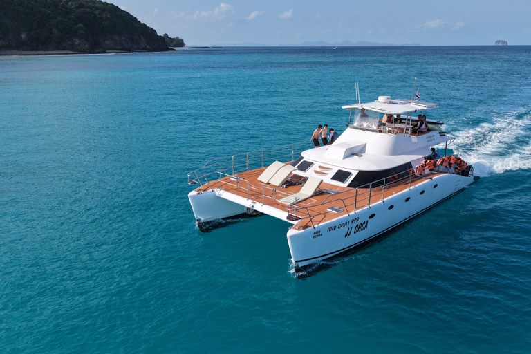 Phuket: Coral Island Laid-Back Morning Tour with Snorkeling Relaxing Yacht Cruise (Hotel Pickup)